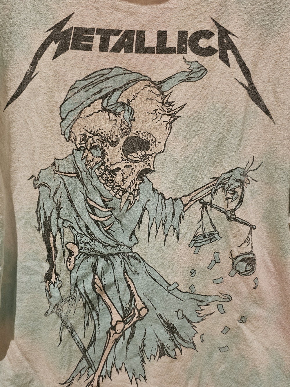 Metallica Men's Short Sleeve Graphic Tee in Pastel Blue/Pink - Picture 3 of 3